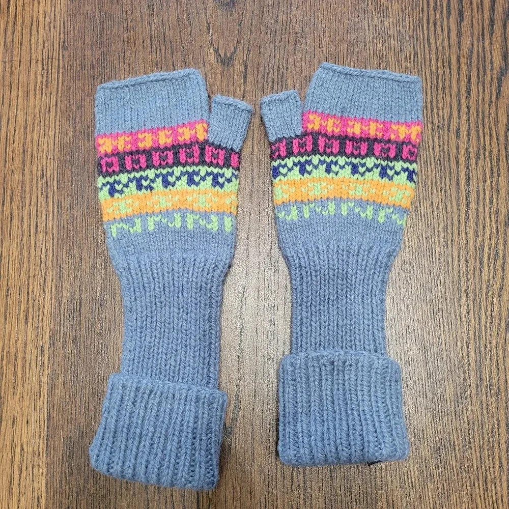 Artesania Blue Geometric Print 100% Alpaca Wool Knit Fingerless Mittens